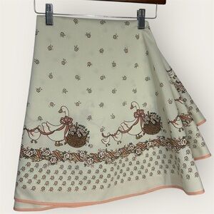 Vintage Ribboned Goose Round Table Cloth / Linen Country Geese Kitchen